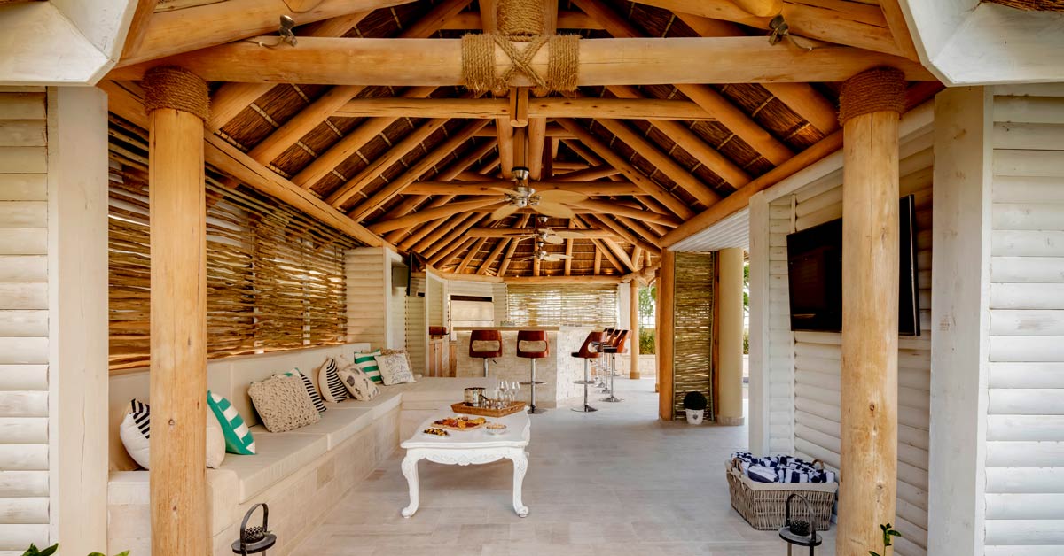 How To Create The Ultimate Outdoor Kitchen