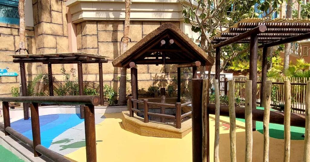 This image showcases the newly constructed outdoor play area at the Explorer’s Club, Atlantis The Palm, Dubai. 